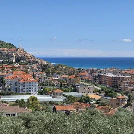 Pineta Della Rovere Blumare 산토바르톨로메오알마레
